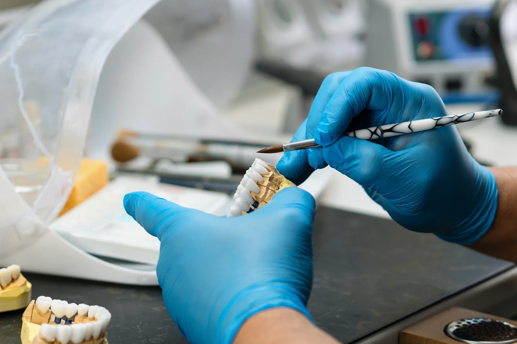 Home 6 studio-bellemo-dentistico-pisa shutterstock 2303624887